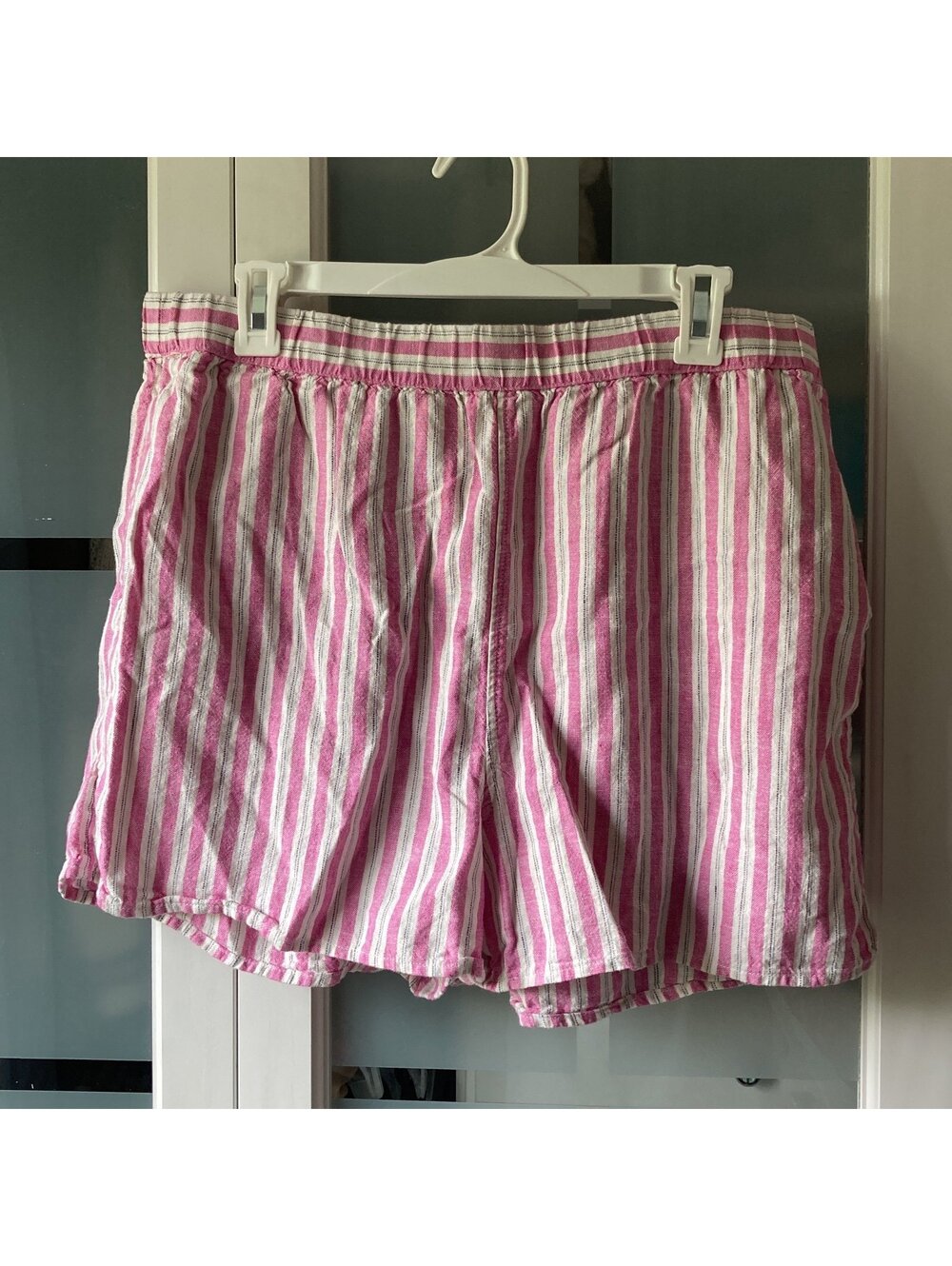 Universal Thread Pull On Striped Shorts L